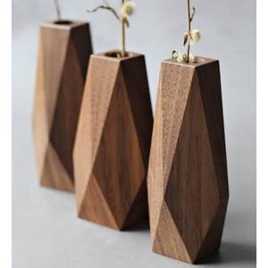 Jarrón Decorativo de Madera de Mango con Diseño Único Hecho a Mano para Regalos, Jarrón de Madera con Diseño Personalizado para Vendedores Minoristas a Bajo Precio - Product Image 1