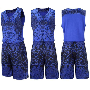 Conjunto de camiseta y pantalones cortos de baloncesto personalizados, impresión por sublimación, fabricante OEM, proveedor al por mayor de marca privada - Product Image 4
