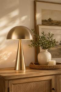 Lámpara de Noche Moderna Nórdica de Latón con Diseño Ecológico, Bombilla Halógena, Portátil, Tamaño Pequeño para Dormitorio - Product Image 3