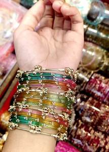 Brazaletes de vidrio hechos a mano, brazaletes de vidrio de diseño, joyería para festivales, accesorios para bodas, brazaletes de vidrio rojos, brazaletes verdes - Product Image 4