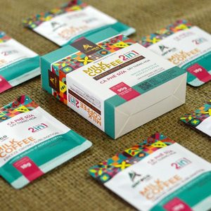 Hỗn hợp 18g gói 5 viên tinh thể cà phê sữa sẵn uống OEM/ODM có sẵn Hộp 90g 2 trong 1 hỗn hợp cà phê hòa tan tức thì Nhà sản xuất bán buôn - Product Image 2