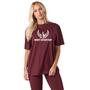 เสื้อยืดโอเวอร์ไซส์ทรงบอยเฟรนด์สีเบอร์กันดีสำหรับผู้หญิง ผ้าฝ้ายพรีเมียม คอกลม ความยาวระดับสะโพก สไตล์ลำลอง แฟชั่นเสื้อผ้าชั้นนำ - Product Image 1