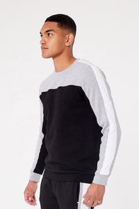 Sudadera de gran tamaño de lana en blanco con cuello redondo de 400 Gsm de alta calidad para hombres en relieve con logotipo personalizado directo del fabricante - Product Image 4
