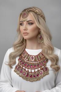 Ensemble collier et boucles d'oreilles authentiques du peuple Kuchi afghan, orné d'un travail d'émail rose vibrant et de pièces de monnaie vintage en argent. - Product Image 6