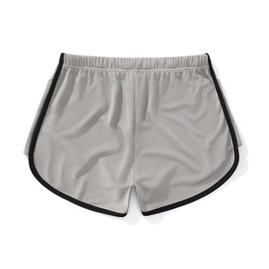 Shorts de malla de primera calidad para mujer con material duradero para un uso prolongado y cómodo. Shorts de malla para mujer. - Product Image 3