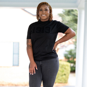 T-shirt Femme Tendance Lettre Grecque Delta 100% Coton Logo Personnalisé Respirant Fournisseur OEM T-shirts Grecs pour Femme - Product Image 1