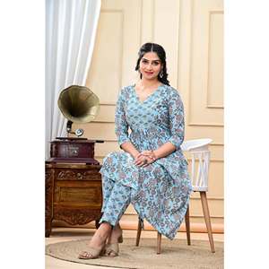 Ensemble Kurta formel pour femmes, bleu ciel, imprimé floral, manches trois quarts, col en V, 100% coton, tissu Oxford, séchage rapide, coupe droite, 2 pièces - Product Image 3