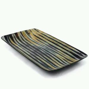 Nouveau plateau de service en corne de buffle au design artistique, idéal pour les fêtes d'anniversaire et la présentation de fruits. - Product Image 1