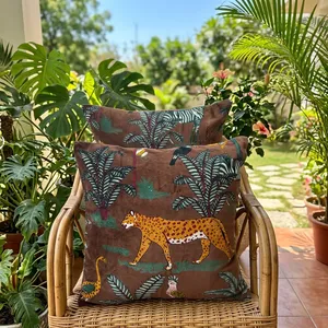 Funda de Almohada de Terciopelo de Algodón Marrón con Estampado de Leopardo y Selva Tropical, Funda de Cojín Decorativa de Lujo para Sofá - Product Image 2
