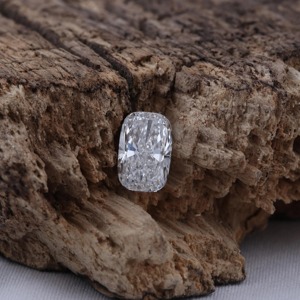 Diamant de laboratoire en gros 5 carats taille coussin longue E VVS2 certifié IGI CVD 3EX excellente taille pour les grossistes et importateurs de diamants - Product Image 2