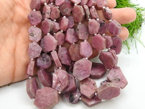 Cristal de Rubí Natural en Bruto, Tira de 8 Pulgadas, 10-18 mm, Piedra Suelta Rosa para Fabricación de Joyas, Suministros al por Mayor - Product Image 3
