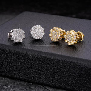 Boucles d'oreilles clous en moissanite ronde sertie de diamants, argent sterling 925, bijoux de luxe hip-hop pour hommes et femmes - Product Image 1