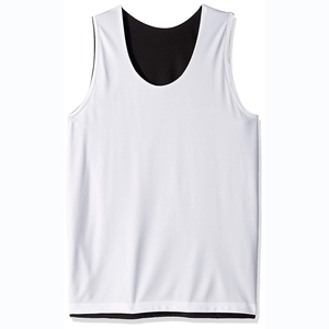 Maillot de basket-ball réversible personnalisé en polyester 100 % respirant et anti-humidité pour hommes – Vente en gros - Product Image 3