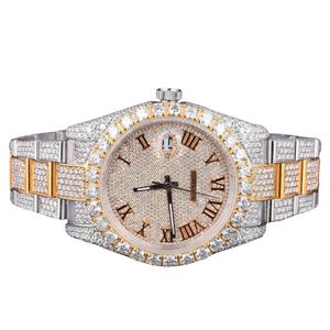 Reloj mecánico artesanal de acero inoxidable con lectura analógica, movimiento automático, diamantes de moissanita de corte redondo, garantía de autenticidad. - Product Image 1