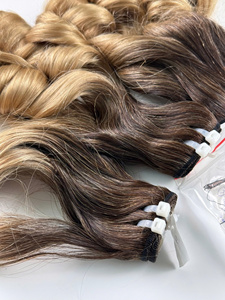 Extensions de cheveux humains vietnamiens bouclés et rebondissants, couleur ombrée blonde et naturelle, 28 pouces, trame de cheveux douce et volumineuse - Product Image 5
