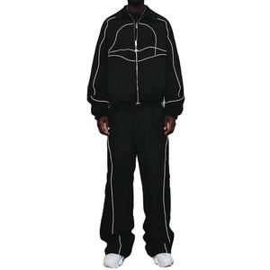 ชุดวอร์มเทรนด์ใหม่ สไตล์สตรีทแวร์ โลโก้แบบกำหนดเอง สะท้อนแสง สำหรับฤดูหนาว มีฮู้ด ระบายอากาศได้ดี ผลิตจากโพลีเอสเตอร์/คอตตอน ชุดวิ่งออกกำลังกาย ชุดกันลมสำหรับผู้ชาย - Product Image 1