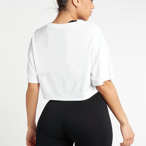 Camiseta Corta Holgada para Mujer con Hombros Caídos y Estampado Serigrafiado Oversize - Product Image 2