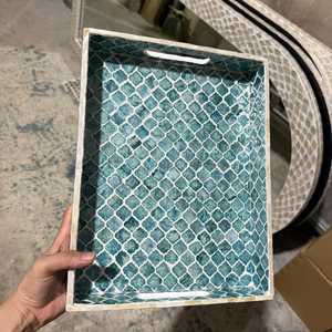 Bandeja Rectangular Artesanal de Nácar Azul, con Incrustaciones de Concha, Decoración Costera para el Hogar - Product Image 1