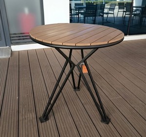 Table d'extérieur en PS avec plateau à lattes et pieds en métal, mobilier de bistrot pour patio et jardin, matériau imperméable, haute qualité, ODM OEM, pour balcon et café - Product Image 3