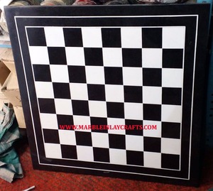 ท็อปโต๊ะทรงสี่เหลี่ยมทำมือสวยงาม ประดับด้วยหินอ่อนสีขาวขัดเงาแบบ Pietra Dura ใช้สำหรับโต๊ะรับประทานอาหารและโต๊ะห้องนั่งเล่น - Product Image 2