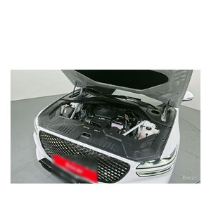 Genesis GV70 2.5T AWD 2024, SUV a Gasolina con 28,235 km, Volante a la Izquierda, Caja de Cambios Automática, Asientos de Cuero, Cámara Trasera - Product Image 6