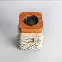 Brûleur à Bakhoor carré en métal le plus vendu avec garniture décorative dorée, brûleur d'encens arabe pour charbon d'oud et usage aromatique