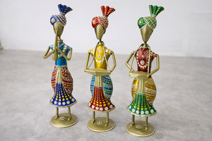 Figurines Art Déco Traditionnelles en Métal – Amovibles et Façonnées à la Main pour Diwali, les occasions de retraite et de condoleances - Product Image 3