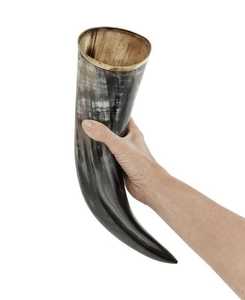 Copa para Beber Hecha a Mano con Cuerno Natural de Buey, Pulida y Tallada con Runas Grabadas, Estilo Vikingo, para Cerveza o Sidra, con Logotipo Personalizado, Decoración para el Hogar - Product Image 5