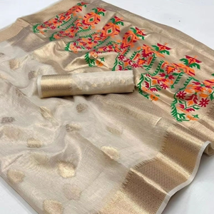 Sari tissé à la main en tissu Paithani Zari de Korra | Collection de vêtements de luxe Girnar pour festivals de mode, mariages, tenues de mariée et tenues traditionnelles - Product Image 6