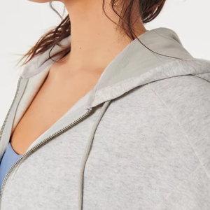 Sudadera con capucha corta de felpa francesa gruesa para mujer, estilo urbano, informal, de longitud corta, para otoño e invierno, con dobladillo ancho, cálida - Product Image 3