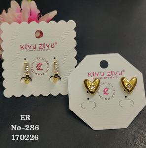 Boucles d'oreilles tendance en acier inoxydable plaqué or pour femmes, serties de zirconiums et au design affirmé - Product Image 6