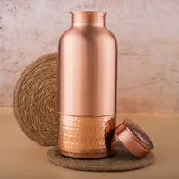 Bouteille d'eau en cuivre finition antique, faite à la main, en cuivre pur, bouteille traditionnelle bien-être pour l'hydratation quotidienne, maison et bureau