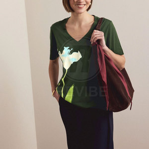 เสื้อยืดโอเวอร์ไซส์ผู้หญิงปี 2026 สกรีนโลโก้ได้ตามต้องการ ทรงหลวม ระบายอากาศได้ดี น้ำหนักเบา ผ้าฝ้าย 100% ขายส่ง - Product Image 3