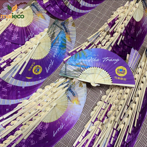 Abanico de mano con logotipo de arte impreso personalizado, tela de madera, papel de bambú, sublimación, abanicos de boda de bambú plegables - Product Image 2