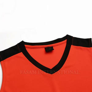 Ropa Deportiva Hecha en Pakistán, Uniforme de Baloncesto Personalizado al por Mayor, Servicio OEM, Uniforme de Baloncesto - Product Image 3