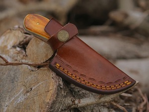 Cuchillo de caza con hoja de acero de alto carbono de punta recta dentada, mango de acero, funda de hueso, OEM personalizado, 1 hoja incluida - Product Image 5