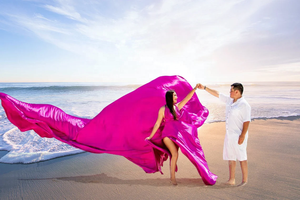 Vestido volador de compromiso largo y fluido para mujer de calidad superior Mono/Mono para sesión de fotos de Santorini - Product Image 3