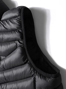 Gilet matelassé à capuche TurboDown pour homme, 550 Fill Omni Heat, léger, sans manches, isolant, pour l'hiver - Product Image 3