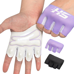 Guantes deportivos sin dedos con logotipo y diseño personalizados, diseño antideslizante en la palma para un mejor control durante levantamiento de pesas y entrenamiento. - Product Image 1