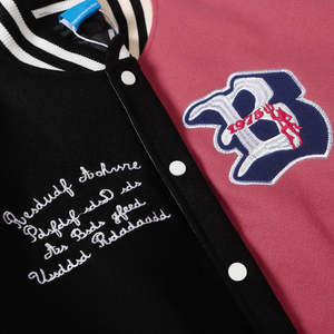 Chaqueta Bomber Varsity de Piloto Personalizada con Bordado de Chenille y Parches, con Mangas de Cuero para Hombre - Product Image 5