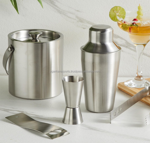 Juego de Bar de Acero Inoxidable con Cubitera – Juego de Coctelera y Abridor de Botellas - Product Image 1