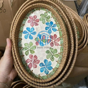 ถาดเสิร์ฟหวายทรงกลมลายสีเขียวประดับเปลือกหอยมุก งานฝีมือสานมือ ถาดโชว์บนโต๊ะ สไตล์โบโฮ ตกแต่งบ้านแนวชายทะเล - Product Image 4