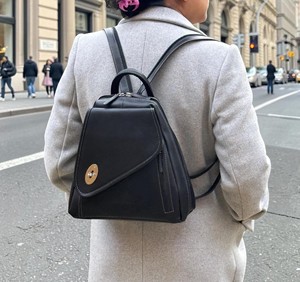 Luxury OEM Custom Genuine Leather Mini Backpack Factory Wholesale Small Cowhide Leather Ladies Rucksacks LSBP-0066 - Product Image 5