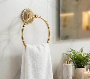 Anneau porte-serviettes en métal doré avec motif floral, accessoire mural pour salle de bain - Product Image 5