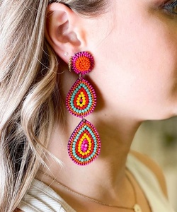Pendientes Boho-Chic Urban Explorers, Color Pop, Resina, Hechos a Mano, Elegancia Ética, Marcas de Boutique, Accesorio de Moda, India ACC-4009 - Product Image 4