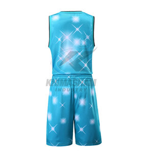 Uniforme de basketball durable et respirant, coutures renforcées, coupe confortable, personnalisable, fabriqué en tissu polyester de haute qualité pour - Product Image 3