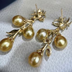 ต่างหูแฟชั่นแบบขายส่งจากผู้ผลิต ขนาด 11-10 มม. ลูกปัดทองธรรมชาติ ดีไซน์เรียบหรู ง่ายๆ  ตัวเรือนเงินแท้ - Product Image 4