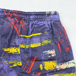 Shorts de basket-ball unisexes personnalisés en maille 100% polyester entièrement sublimés, shorts en maille double couche avec poches - Product Image 4