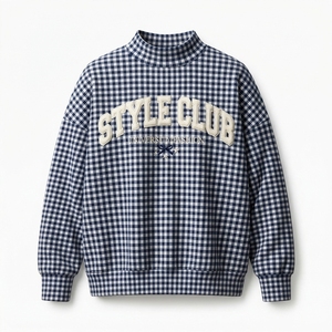 เสื้อสเวตเชิ้ตคอกลมโอเวอร์ไซส์สีฟ้าอ่อนสำหรับผู้หญิง ตกแต่งโบว์ปักลายเชียร์คลับ ผ้าฟลีซ 100% ผ้าฝ้ายเนื้อนุ่ม ใส่ได้ในฤดูใบไม้ร่วง - Product Image 5