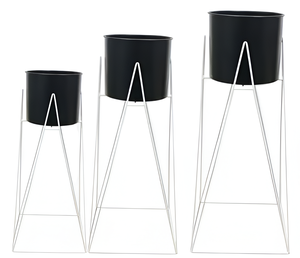Ensemble de 3 supports à plantes modernes avec des cadres en métal blanc géométriques et des pots noirs, jardinières décoratives d'intérieur pour la décoration de la maison et du bureau - Product Image 2